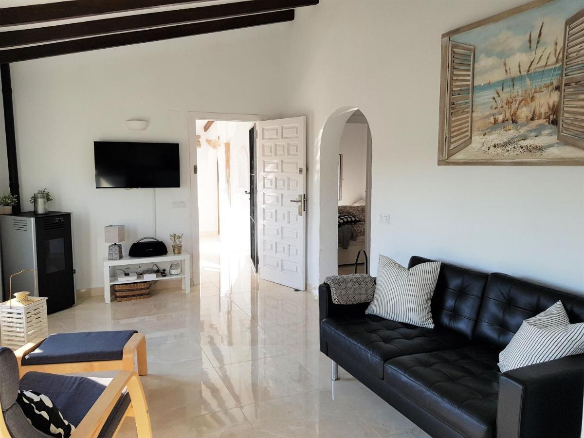 Neu Renovierte Villa Mit Privatem Pool Fusslaeufig Zum Meer Benissa Exterior foto